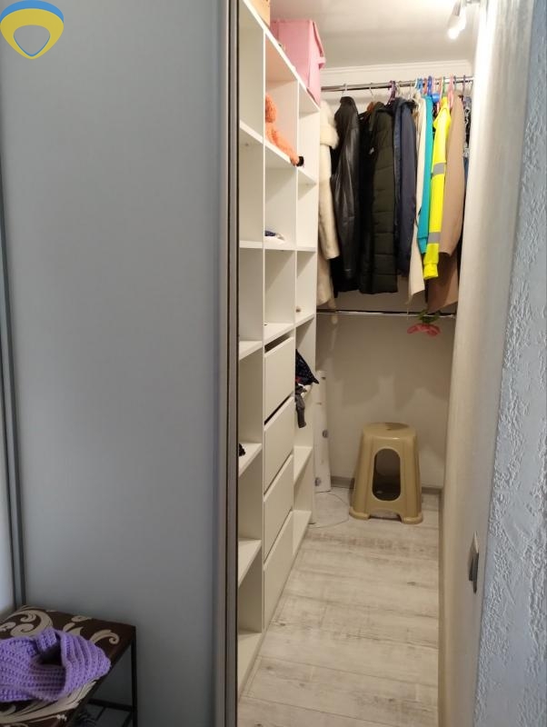 продажа однокомнатной квартиры номер A-174453 в Суворовском районе, фото номер 6